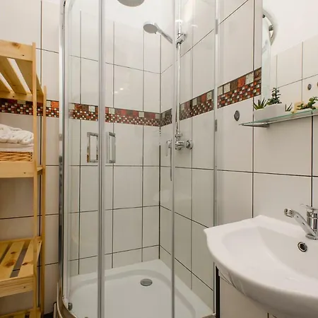 Ohmyhome - Kosciuszki Apartment *