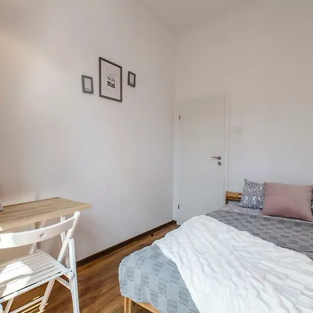 Ohmyhome - Kosciuszki Apartment *