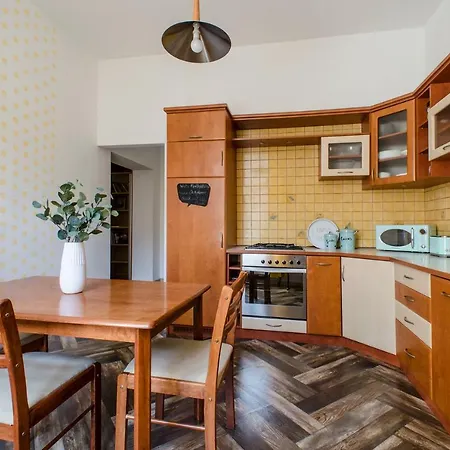 Apartment Ohmyhome Kosciuszki Lodz